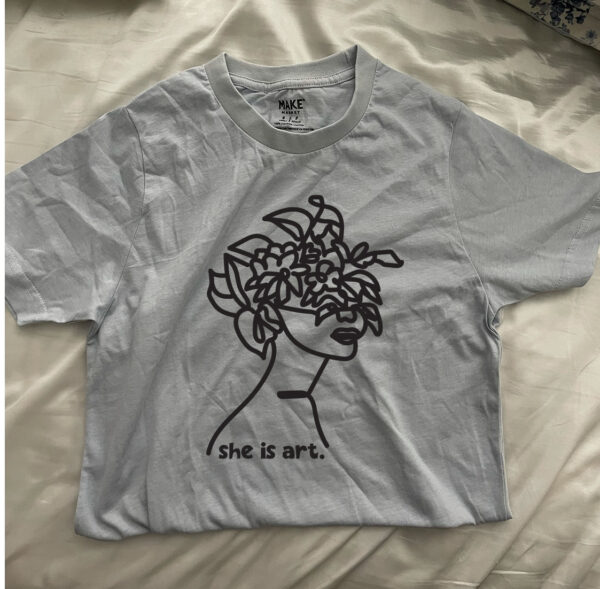 "She is Art" T-Shirt